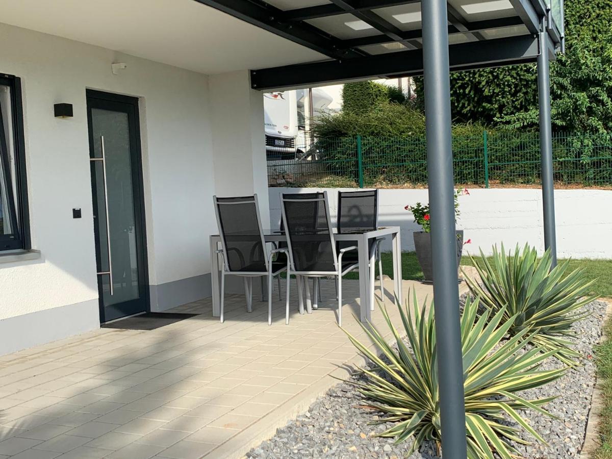 Ferienwohnung Schlossblick คิพเพนไฮม์ ภายนอก รูปภาพ