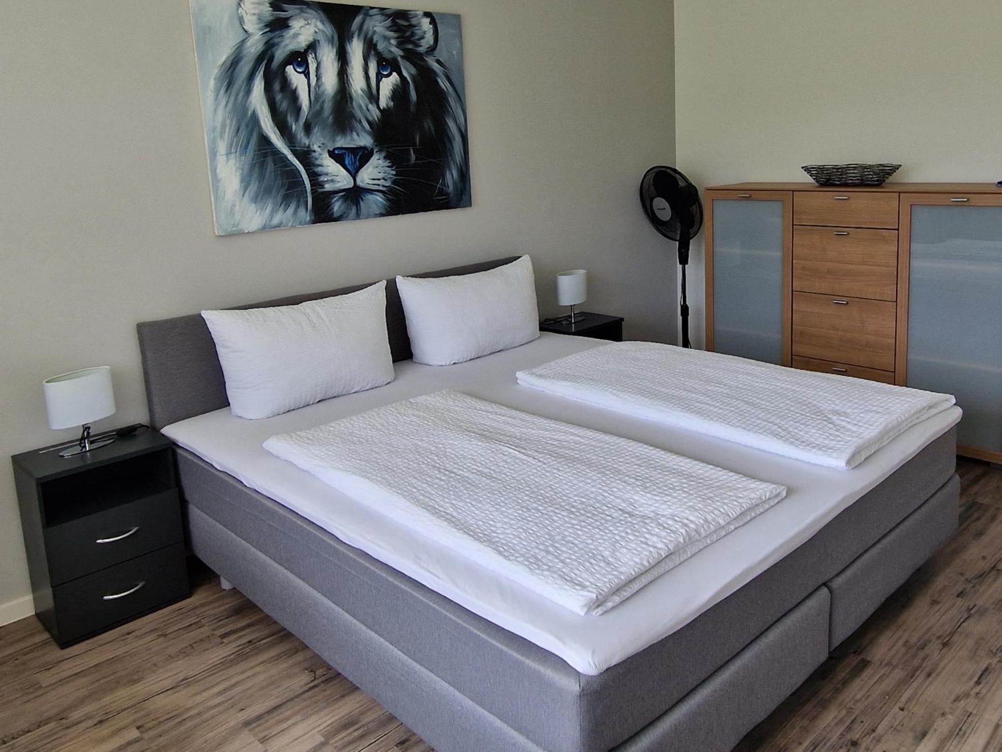 Ferienwohnung Schlossblick คิพเพนไฮม์ ภายนอก รูปภาพ