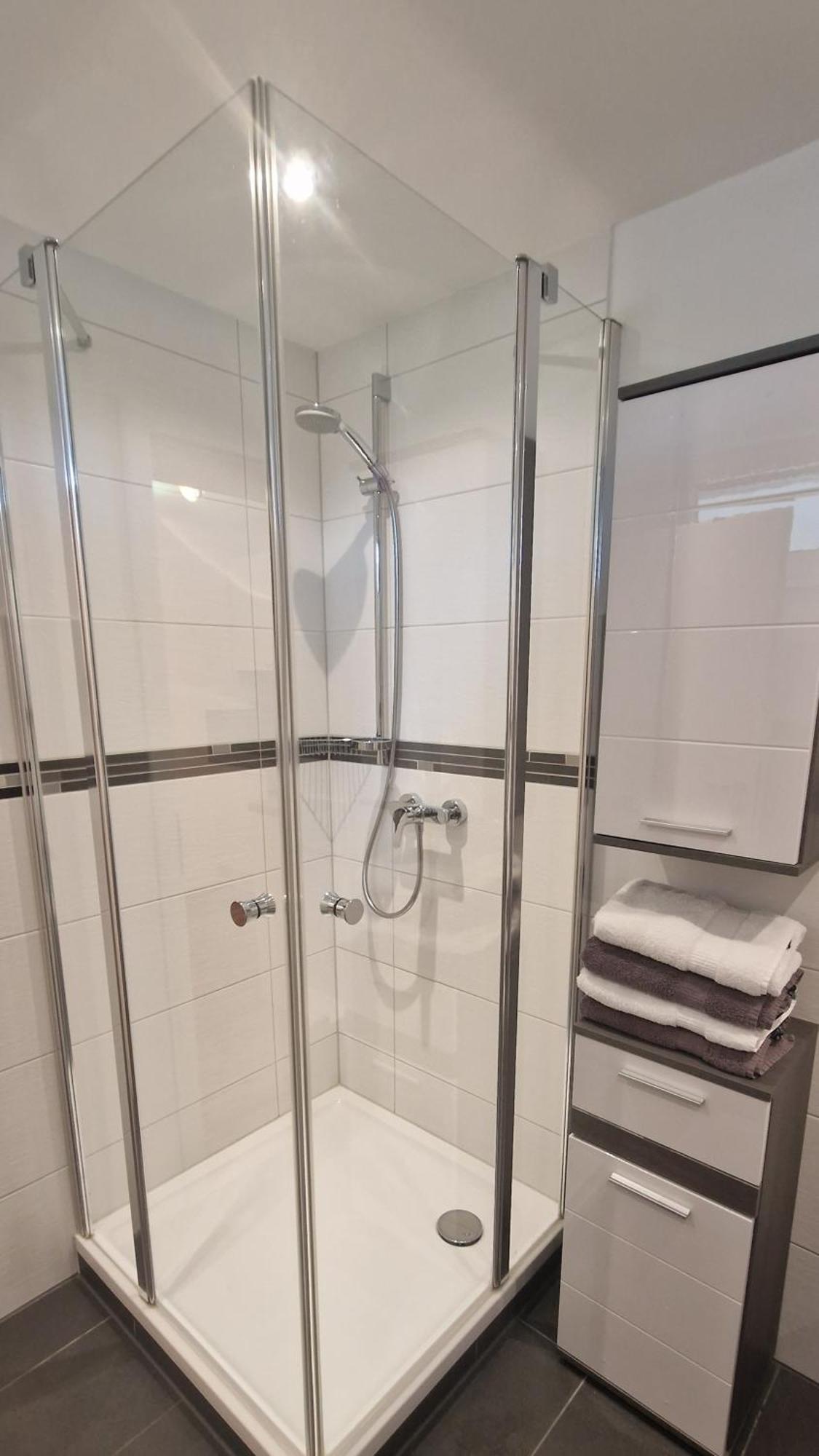 Ferienwohnung Schlossblick คิพเพนไฮม์ ภายนอก รูปภาพ