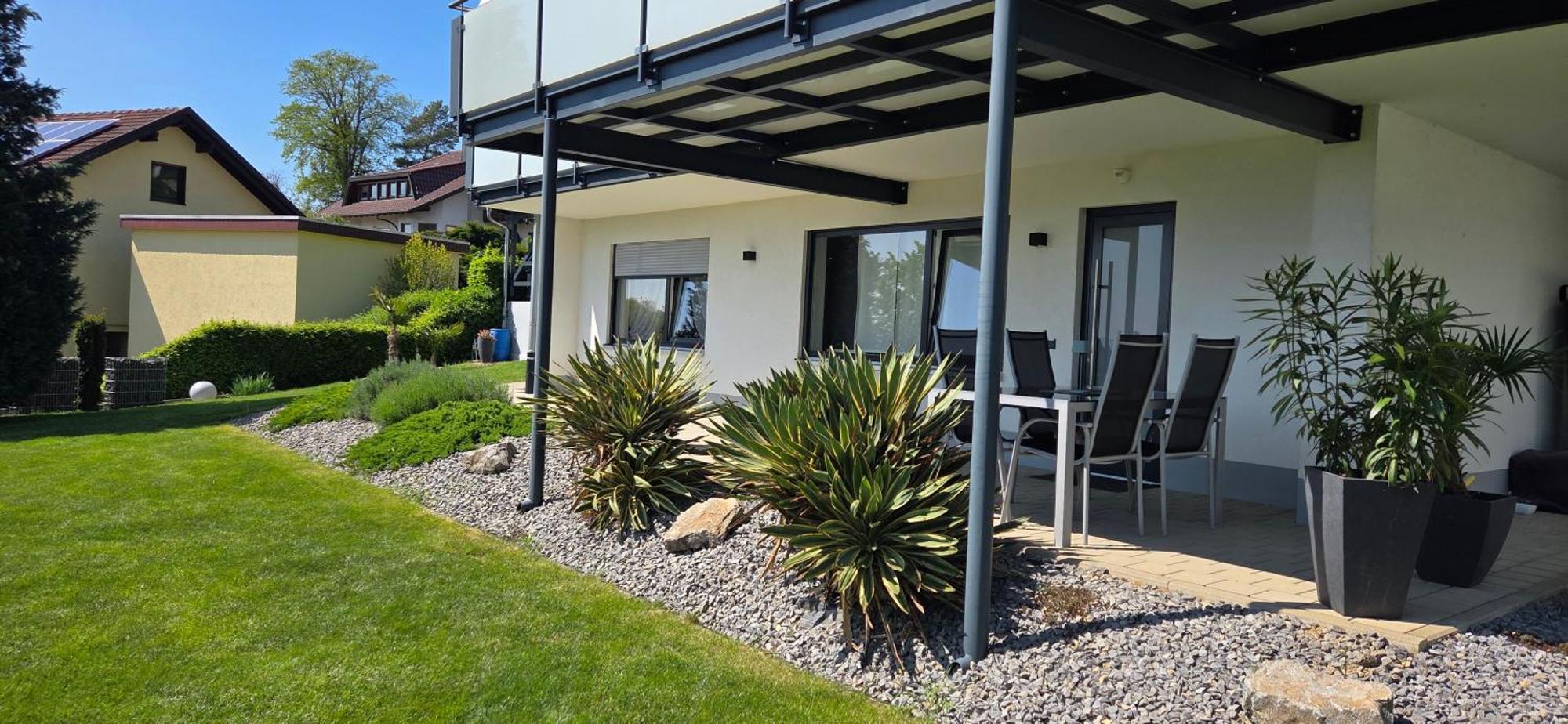 Ferienwohnung Schlossblick คิพเพนไฮม์ ภายนอก รูปภาพ